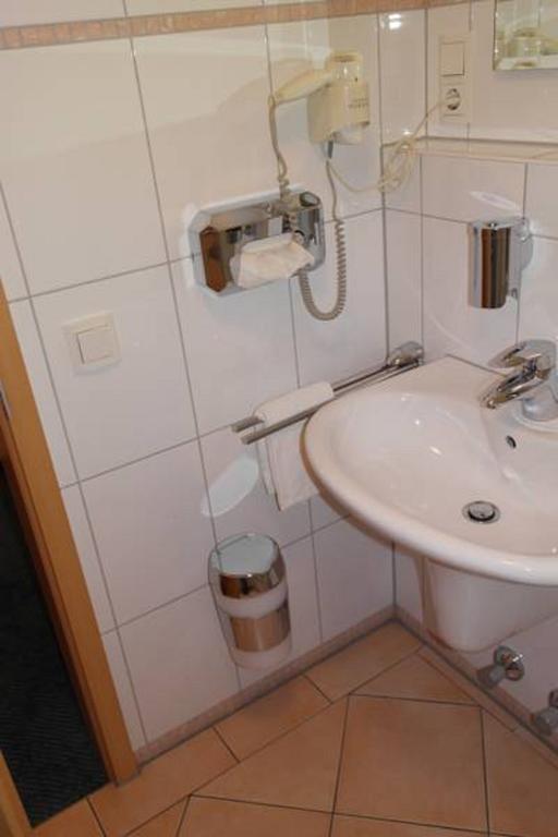 Hotel Jahnhaus Langenfeld  Værelse billede