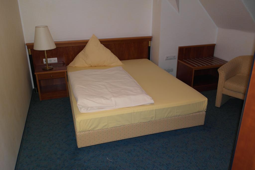 Hotel Jahnhaus Langenfeld  Værelse billede